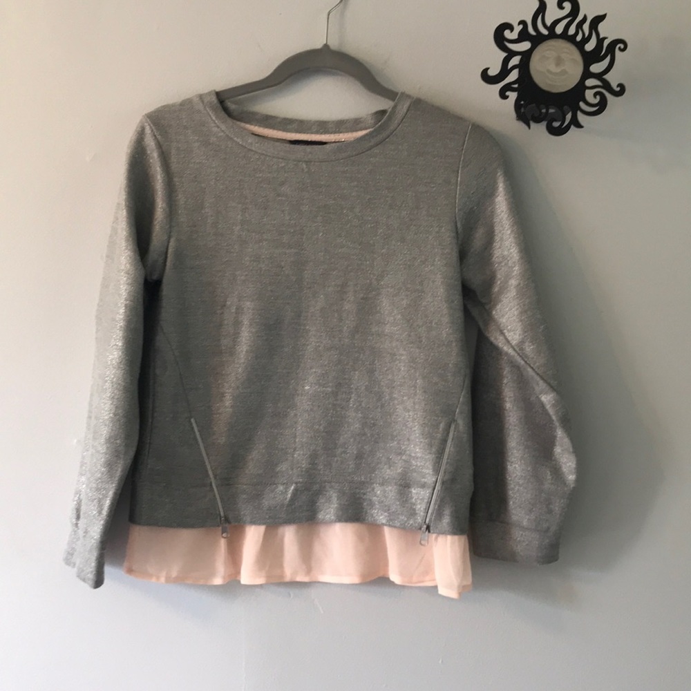 Tommy Hilfiger girls sweatshirt.